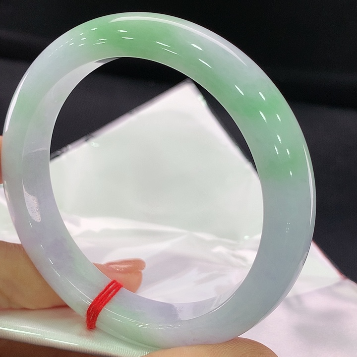 翡翠手镯未镶嵌正圈63