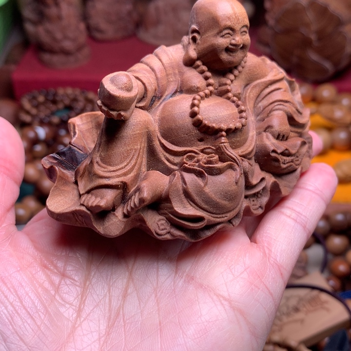 一***三檀香木把件老山檀元宝弥勒瑕疵