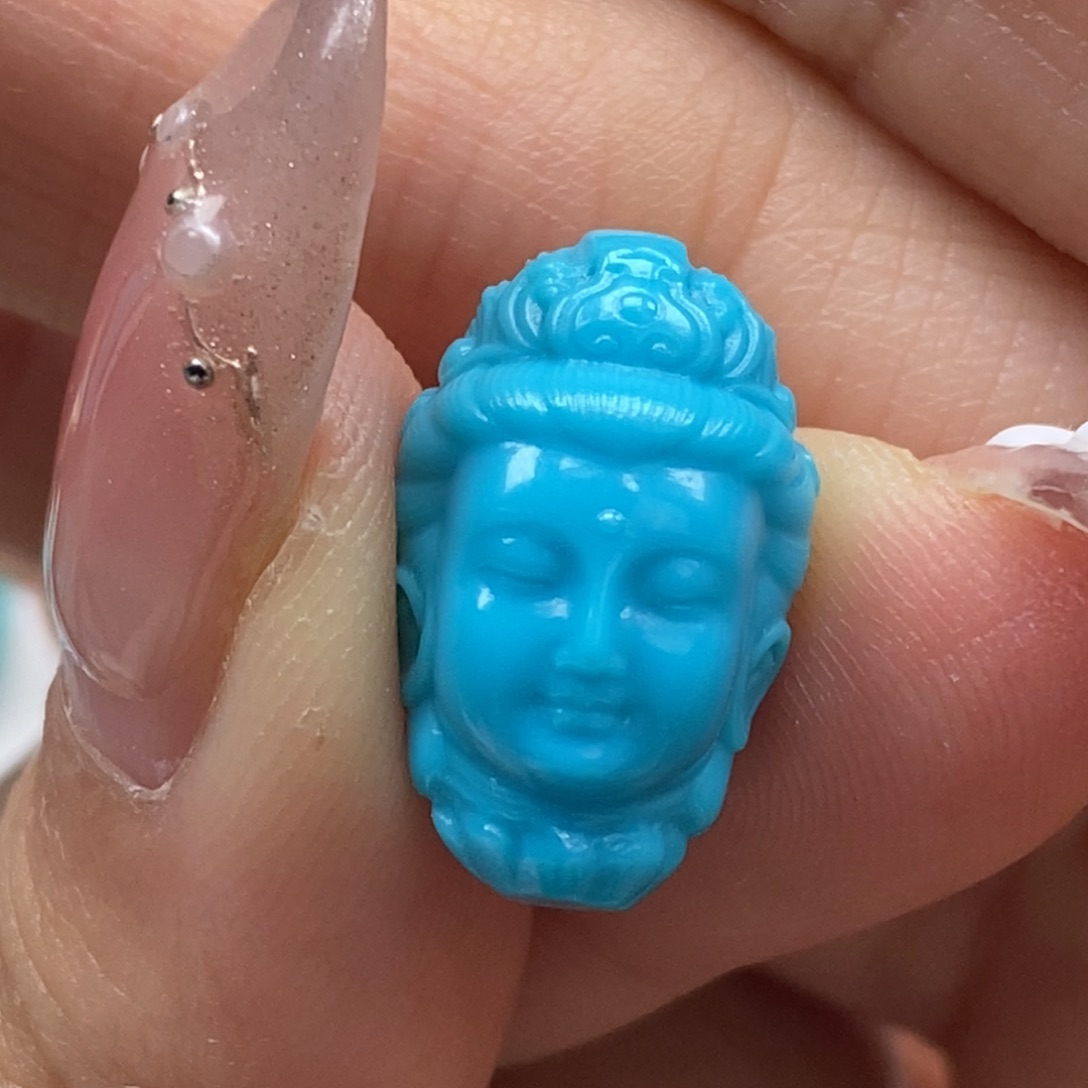 绿松石颈饰未镶嵌