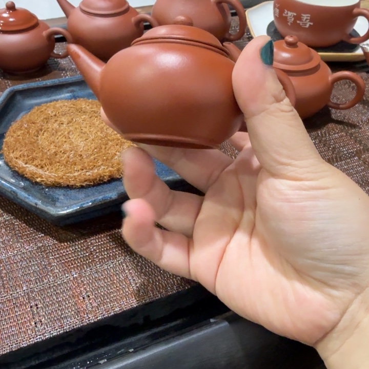 爱***人紫砂茶壶朱泥全手水平壶顾景舟
