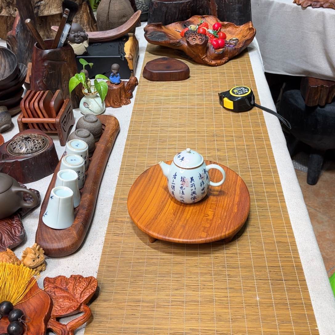 老挝花梨带脚壶承