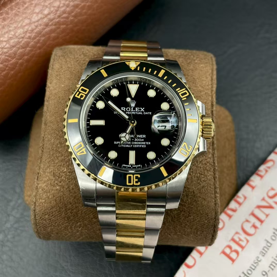 95新 Rolex/劳力士 劳大/劳力士116613间金黑/2019年保卡无盒