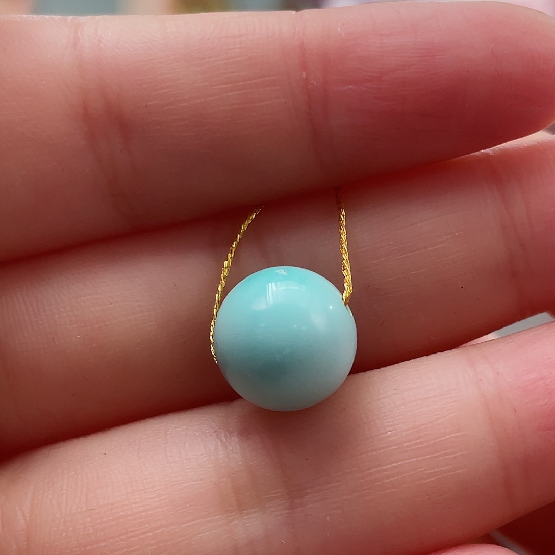 绿松石颈饰未镶嵌