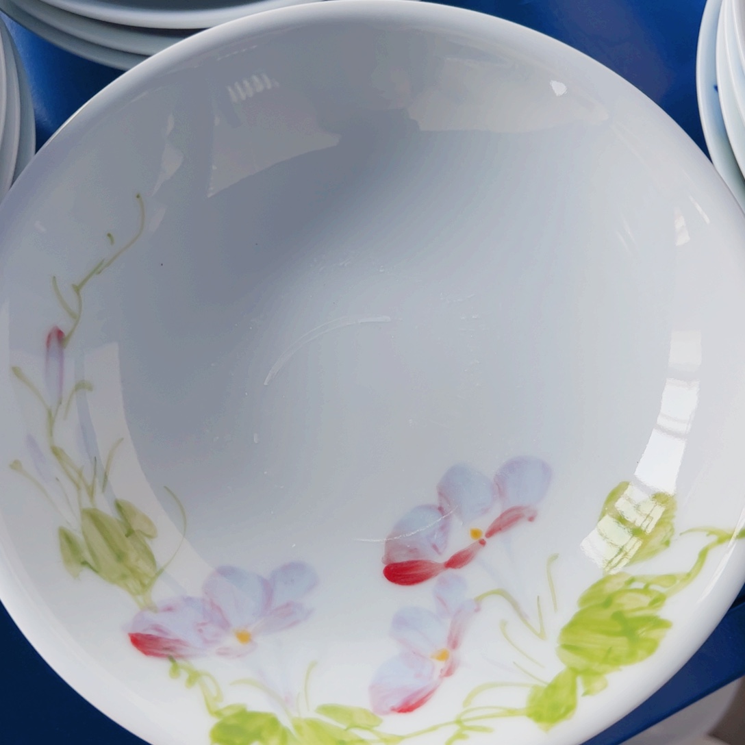 景德镇陶瓷手工手绘制作