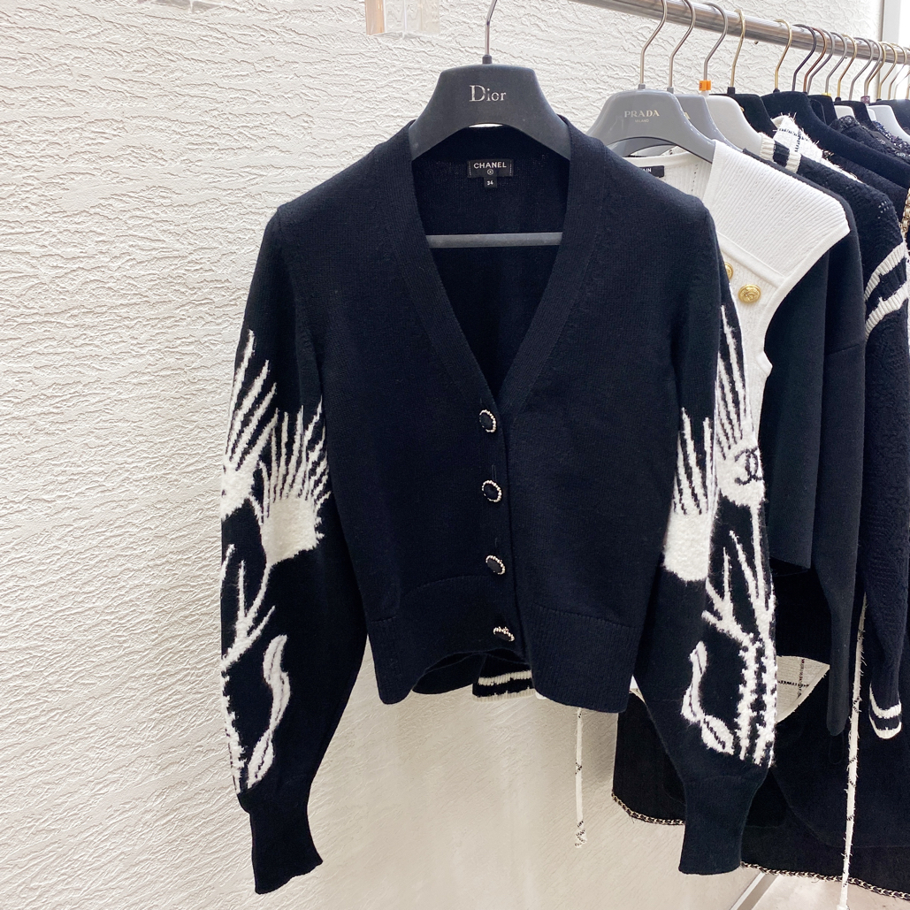 99新 Chanel/香奈儿 Chanel黑色羊绒翅膀开衫34码