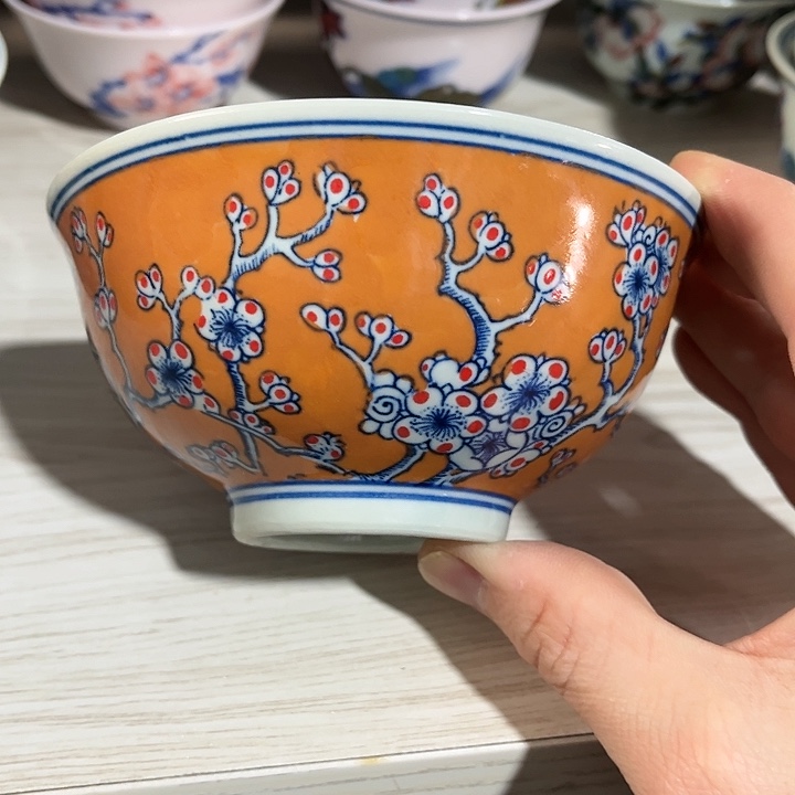 瓷片////////直径12.5厘米。绿。