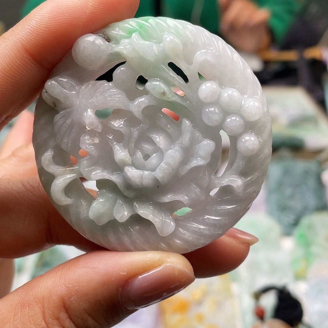 翡翠吊坠(不含链)未镶嵌