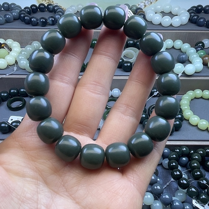 和田玉未镶嵌手链