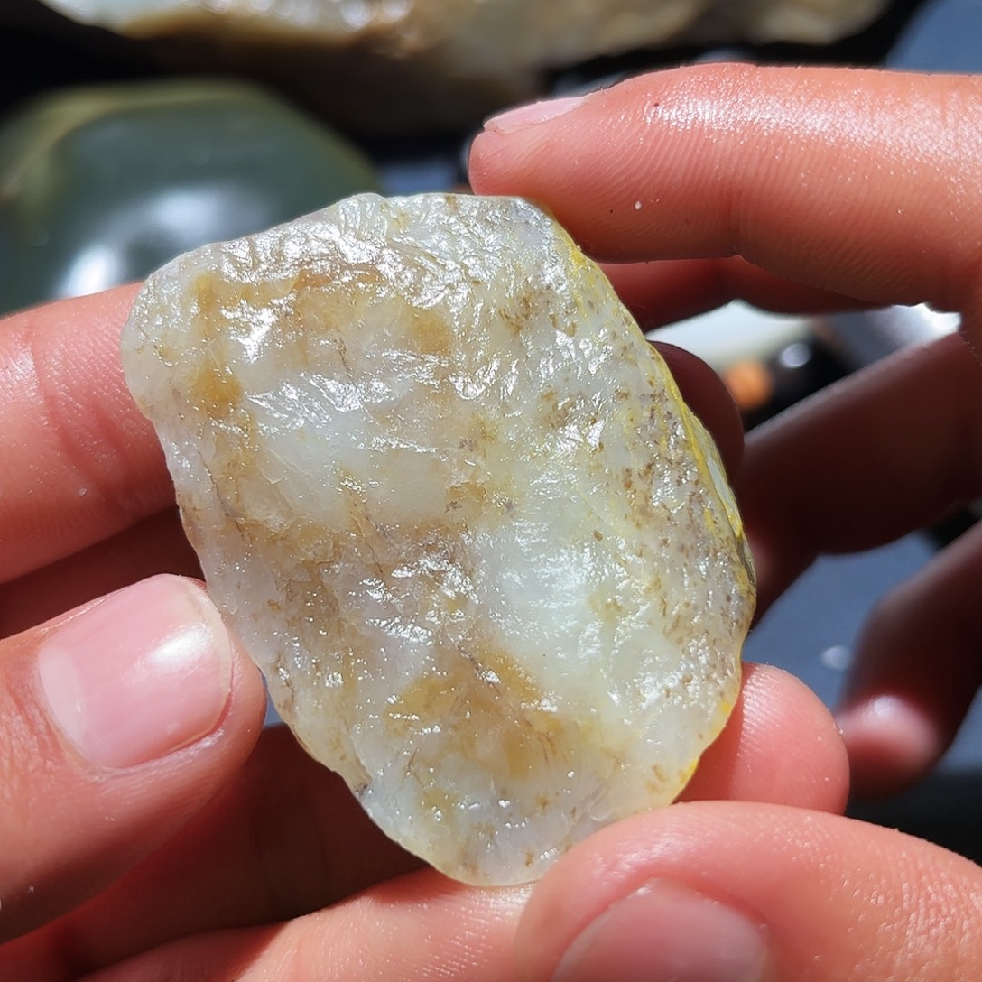 和田玉未镶嵌珠宝奇石