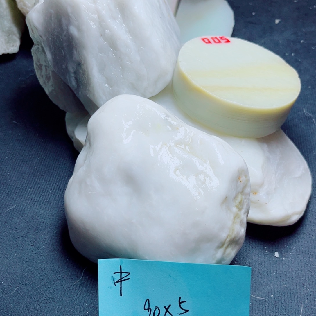 中***7未镶嵌和田玉珠宝奇石