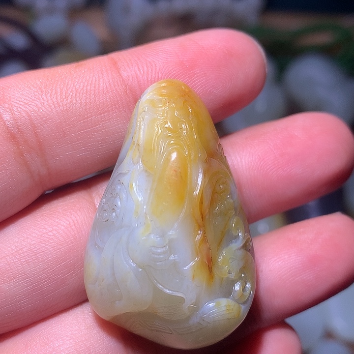 和田玉（糖玉）未镶嵌颈饰