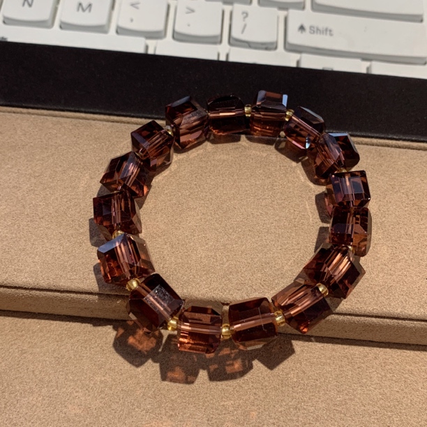 649  卡10方糖茶水手串