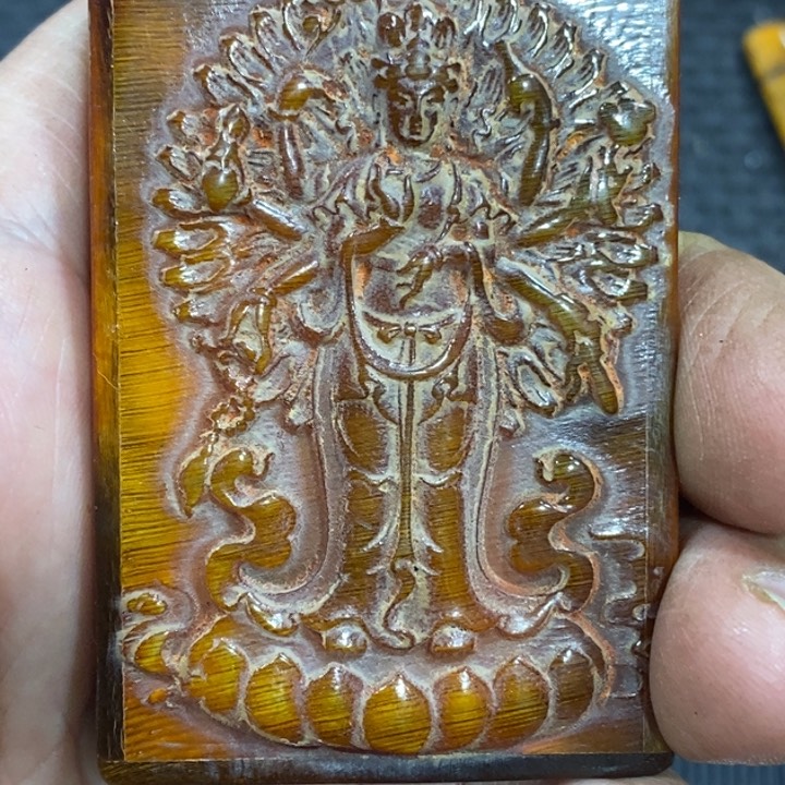 滴血莲花菩提吊坠