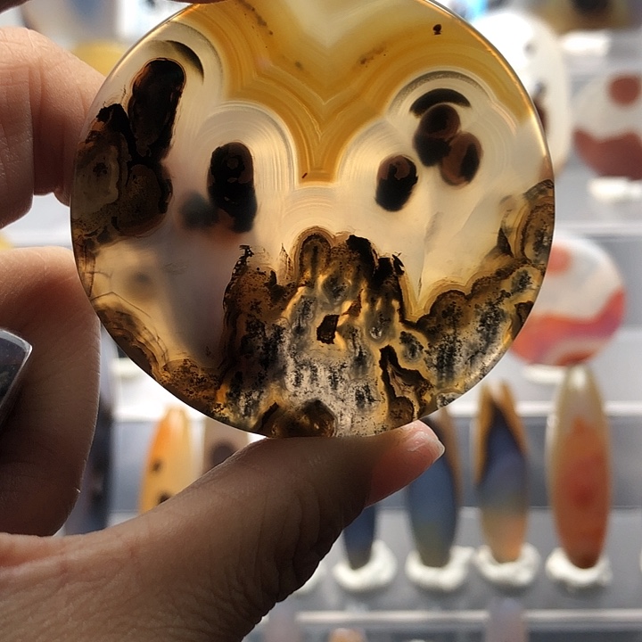 玛瑙/玉髓未镶嵌珠宝半成品83