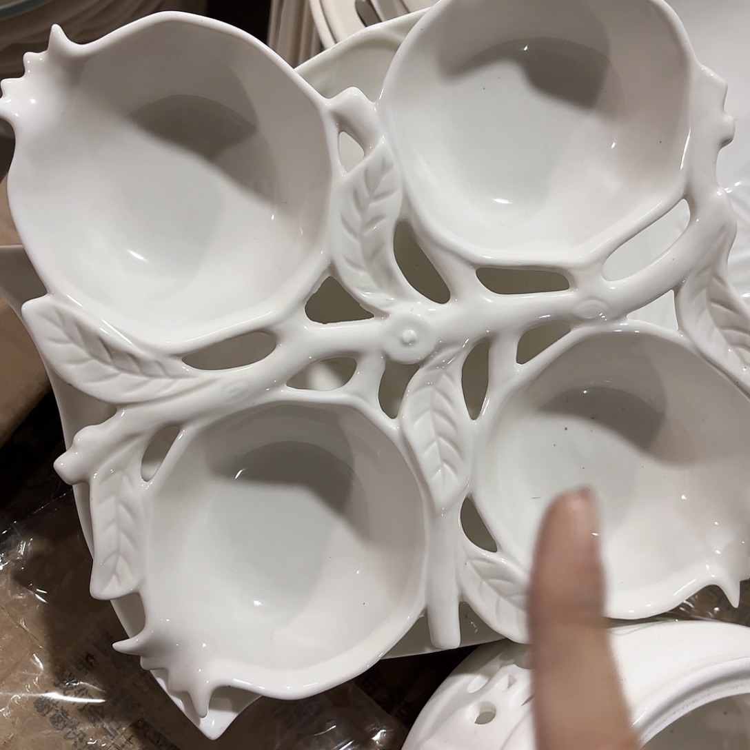 盘石榴四格一个微瑕产品………