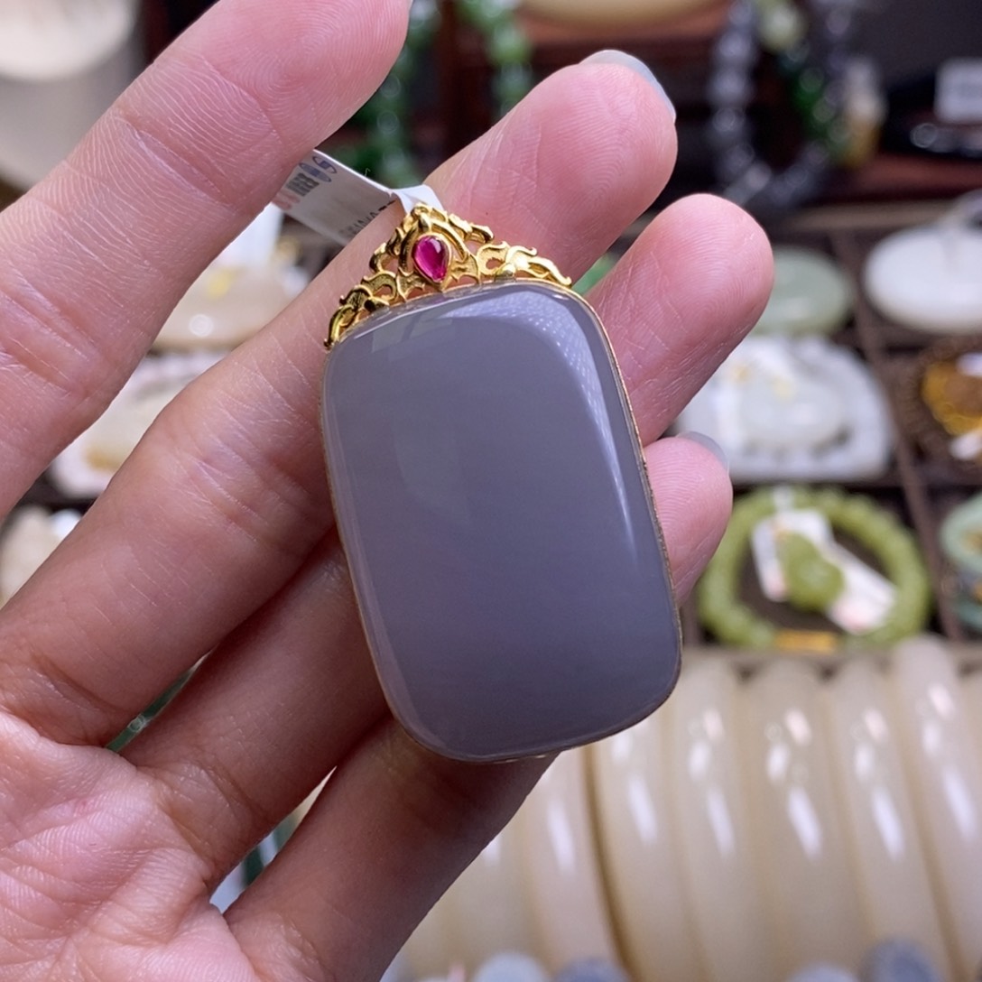 和田玉高冰浓烟紫金镶无事牌吊坠未镶嵌