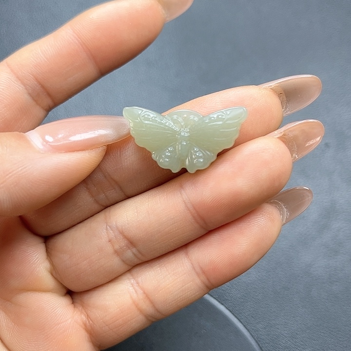 【闪购商品】颈饰未镶嵌和田玉