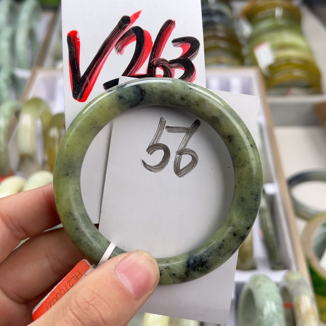岫玉手镯未镶嵌天然岫玉微瑕