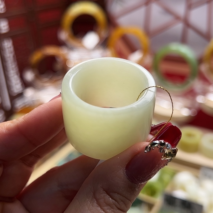 蛇纹石玉戒指未镶嵌内径25