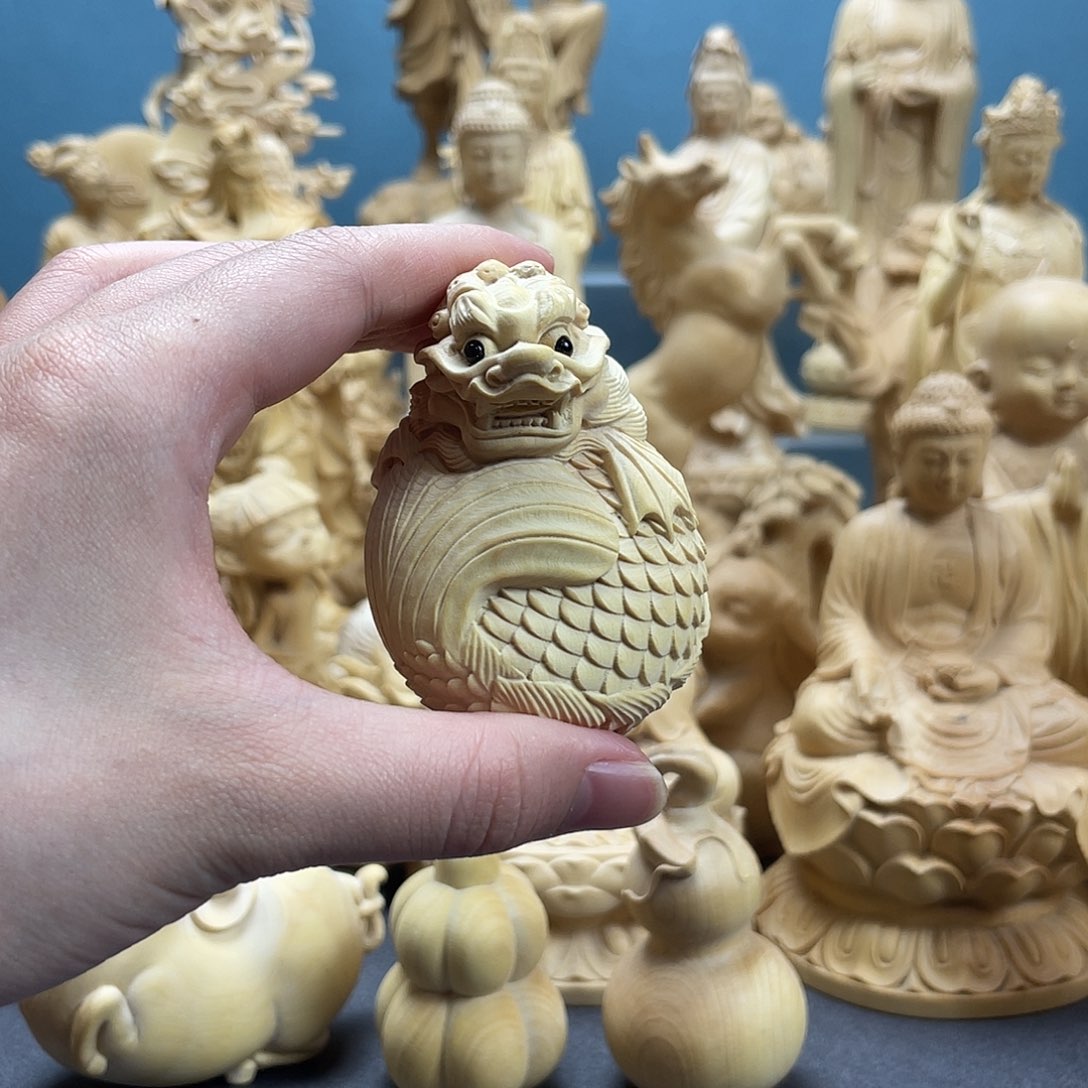 黄杨木龙鱼手把件小叶黄杨木