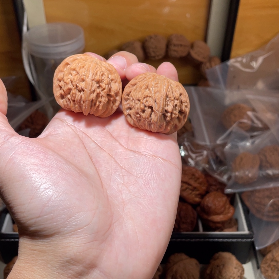 世***）40尺寸全品无修蝴蝶磨盘