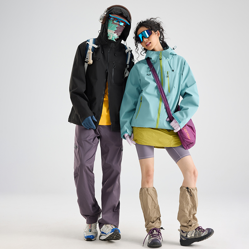 芥兰灰冲锋衣外套女2025春秋季户外防风防水登山服进藏旅行冲锋衣