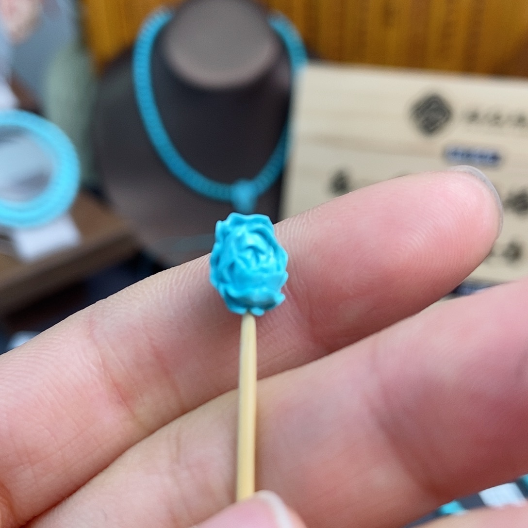 绿松石配饰未镶嵌