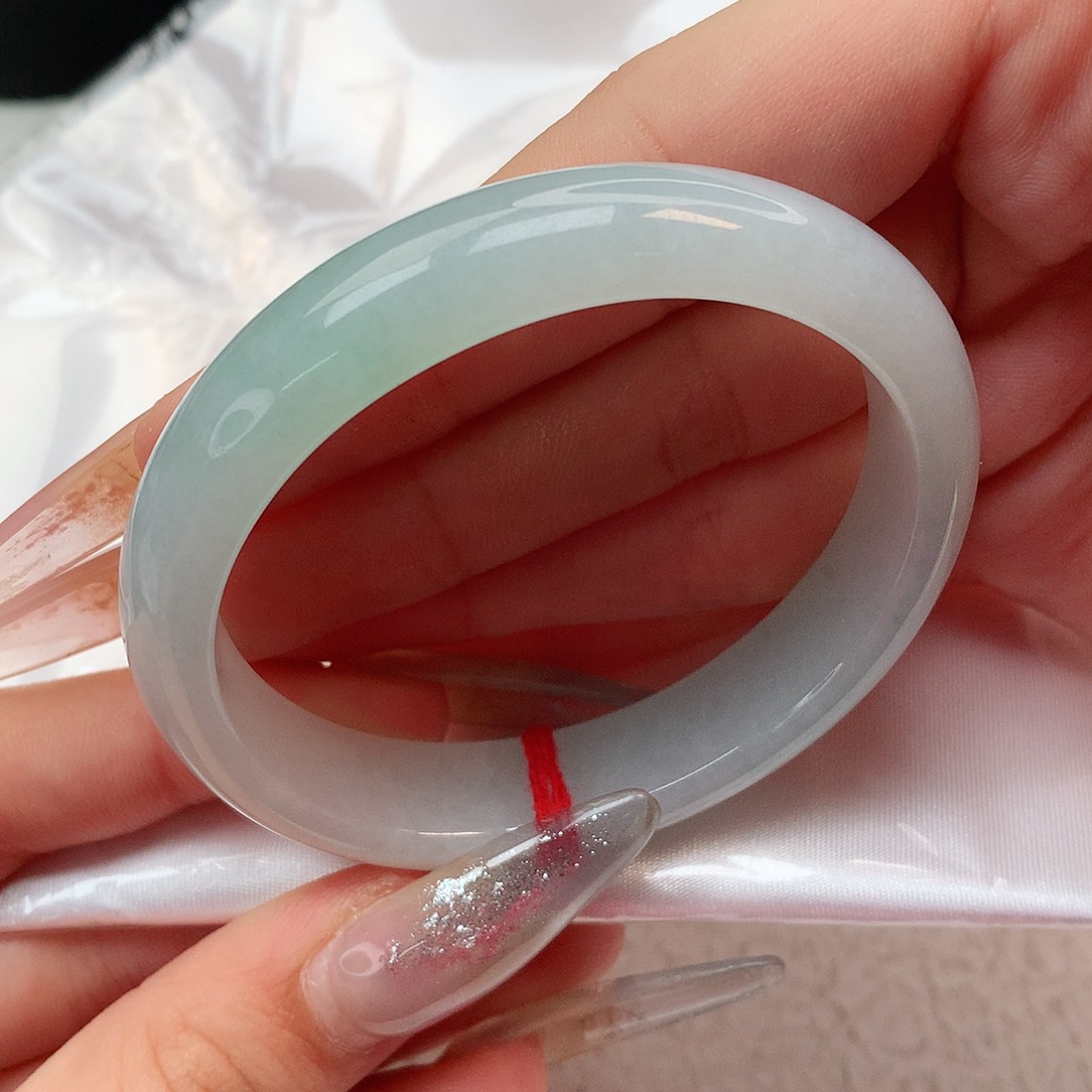 未镶嵌手镯翡翠?**姐贵妃53