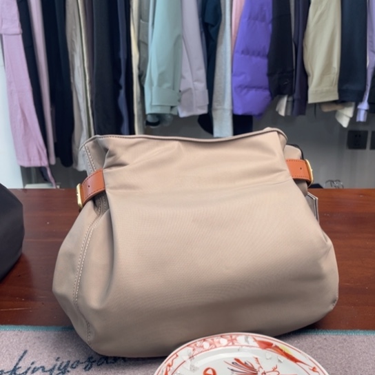 瓷片150。。。。。。。。。。。。。。。。。。。