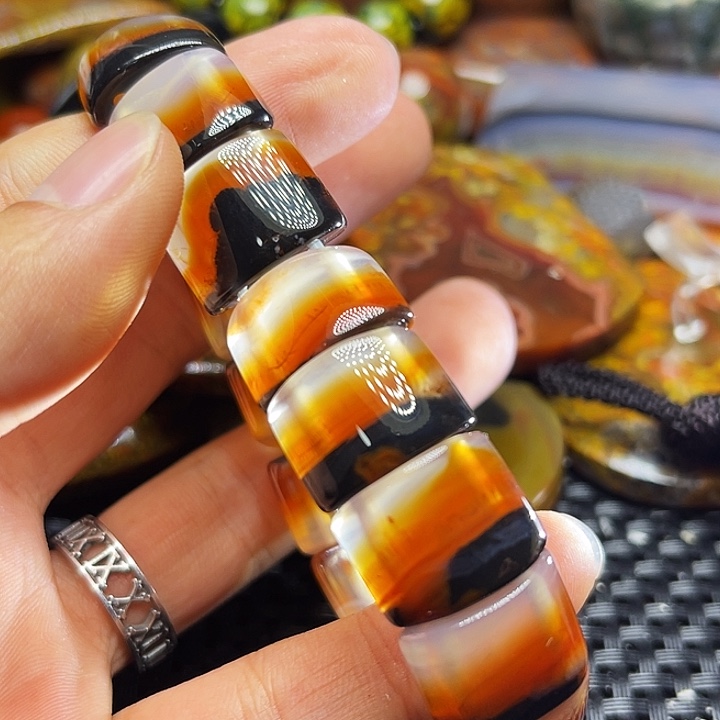 玛瑙/玉髓未镶嵌颈饰