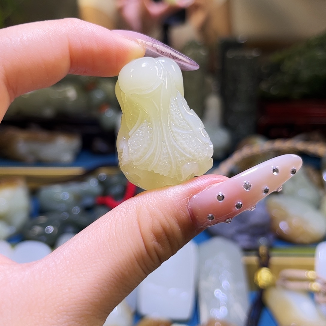 未镶嵌和田玉挂件