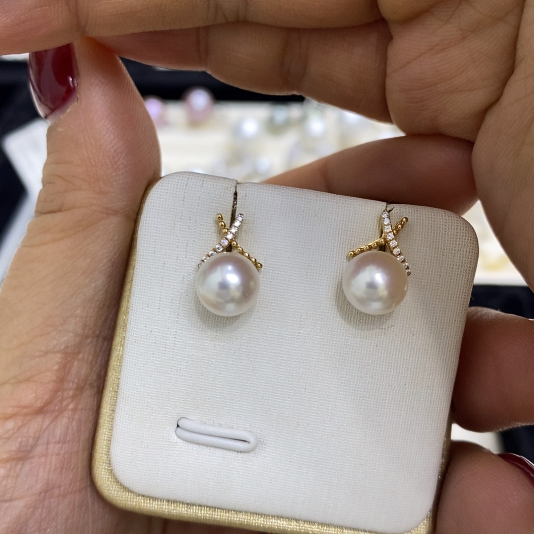 海水珍珠耳饰18K金镶嵌