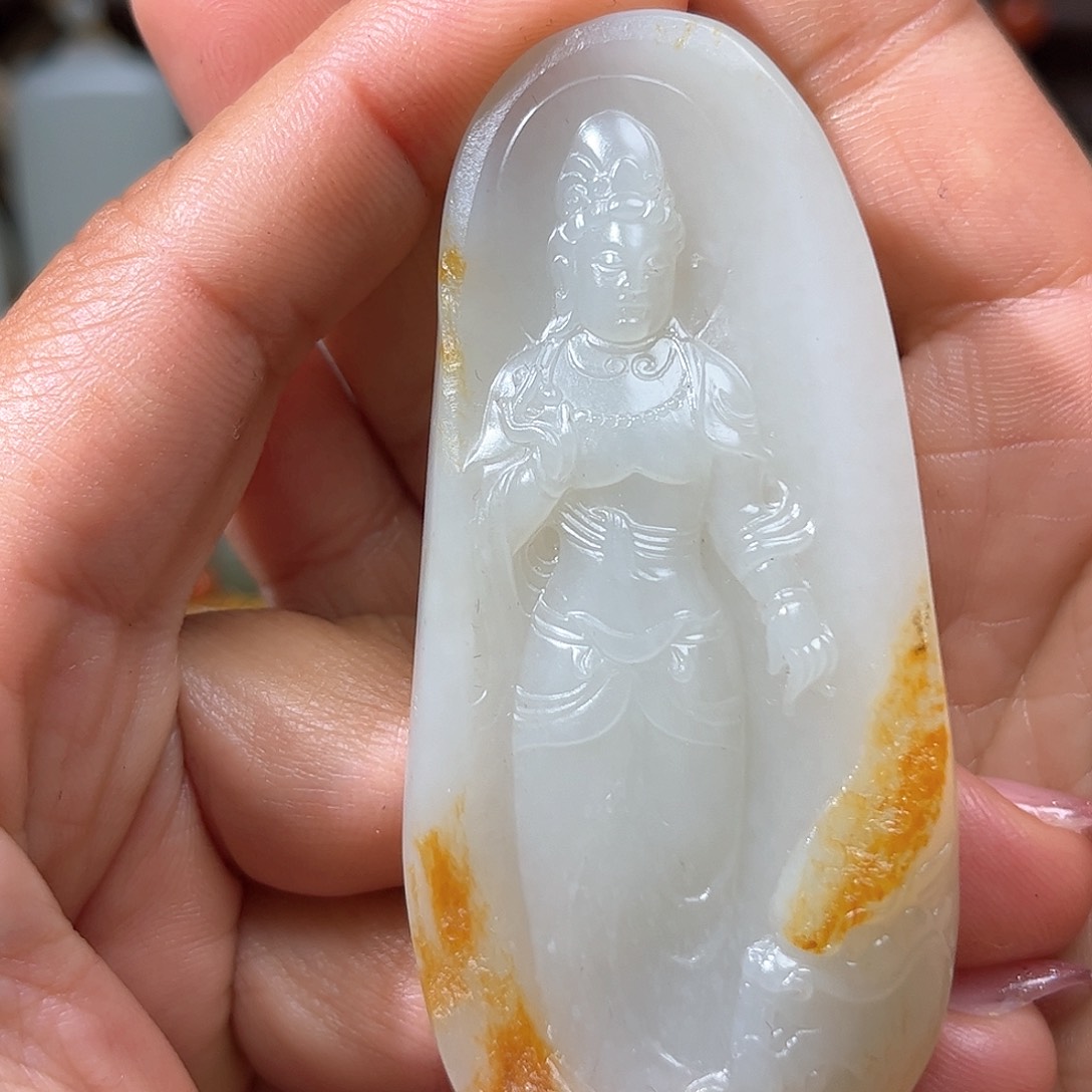 和田玉颈饰未镶嵌?****?