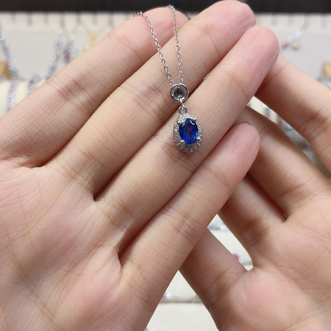 蓝宝石银S925镶嵌吊坠(赠链)