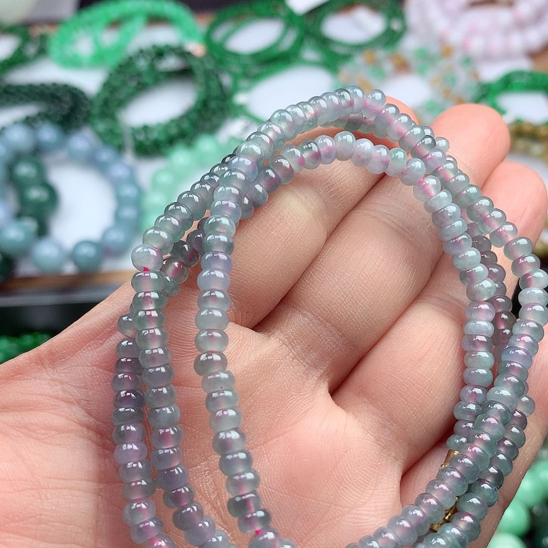 翡翠颈饰未镶嵌项链