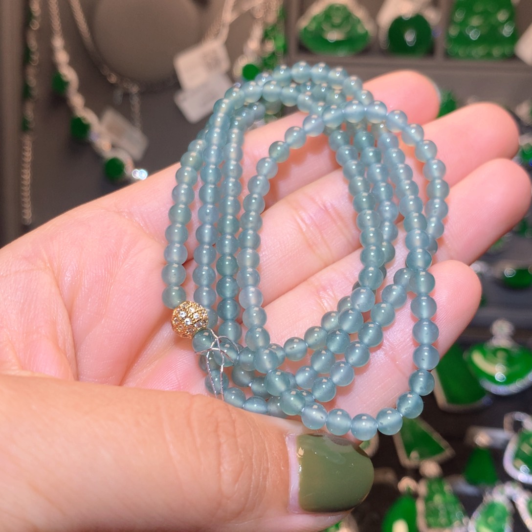 翡翠颈饰18K金镶嵌珠子