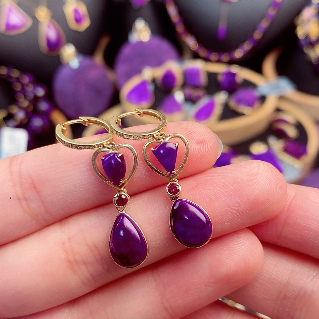 苏纪石（舒俱来）耳饰18K金镶嵌