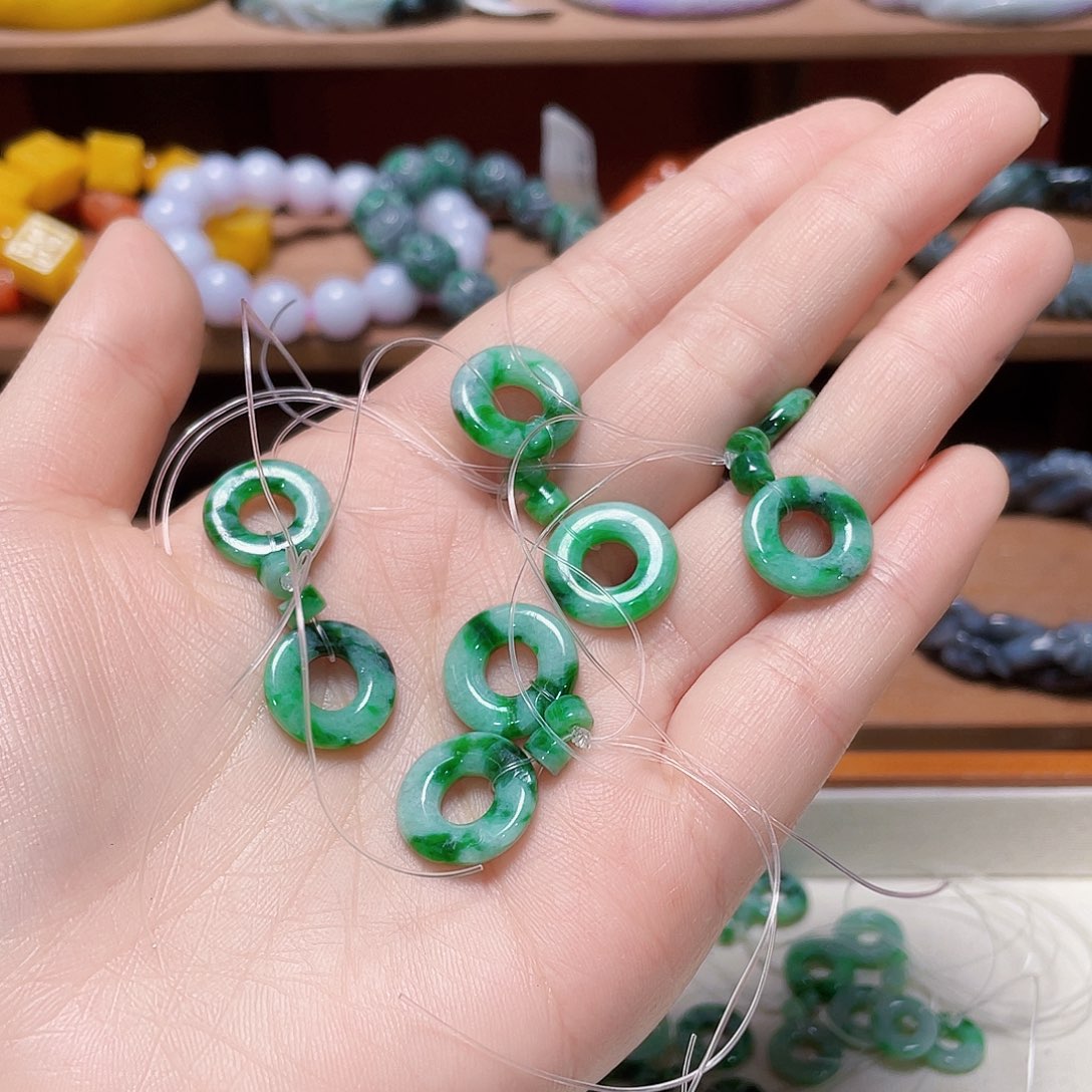 心***界翡翠未镶嵌手链饰品