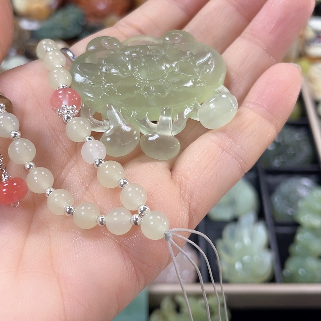 蛇纹石玉颈饰合金❤️**