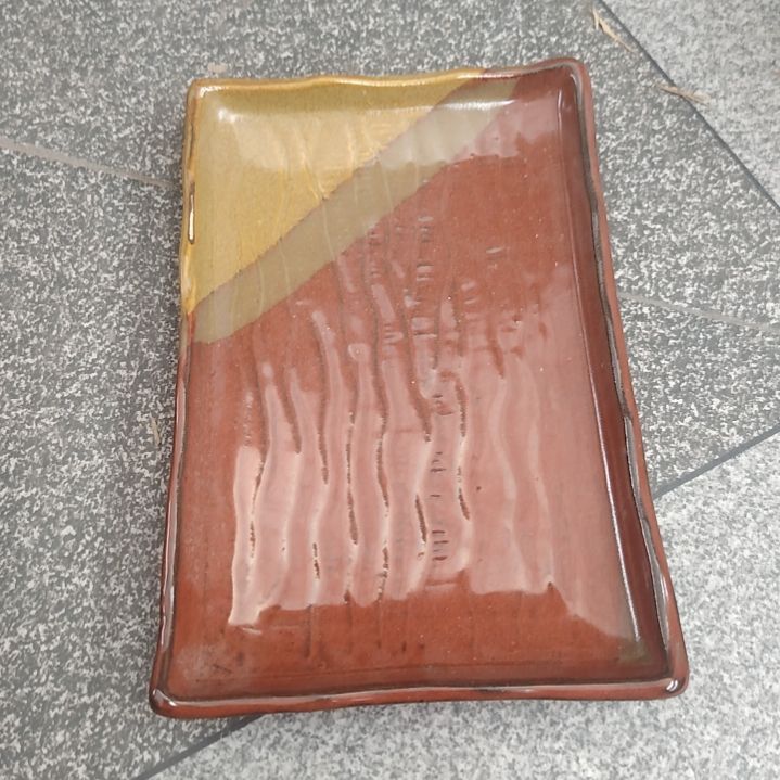 陶瓷盘子碗啥都有