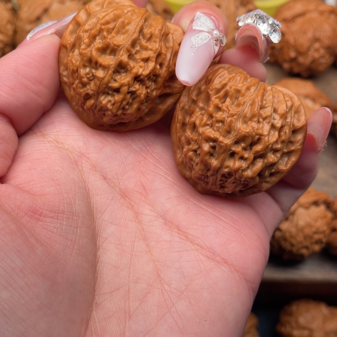 蜡***新文玩核桃把件全品金牛36