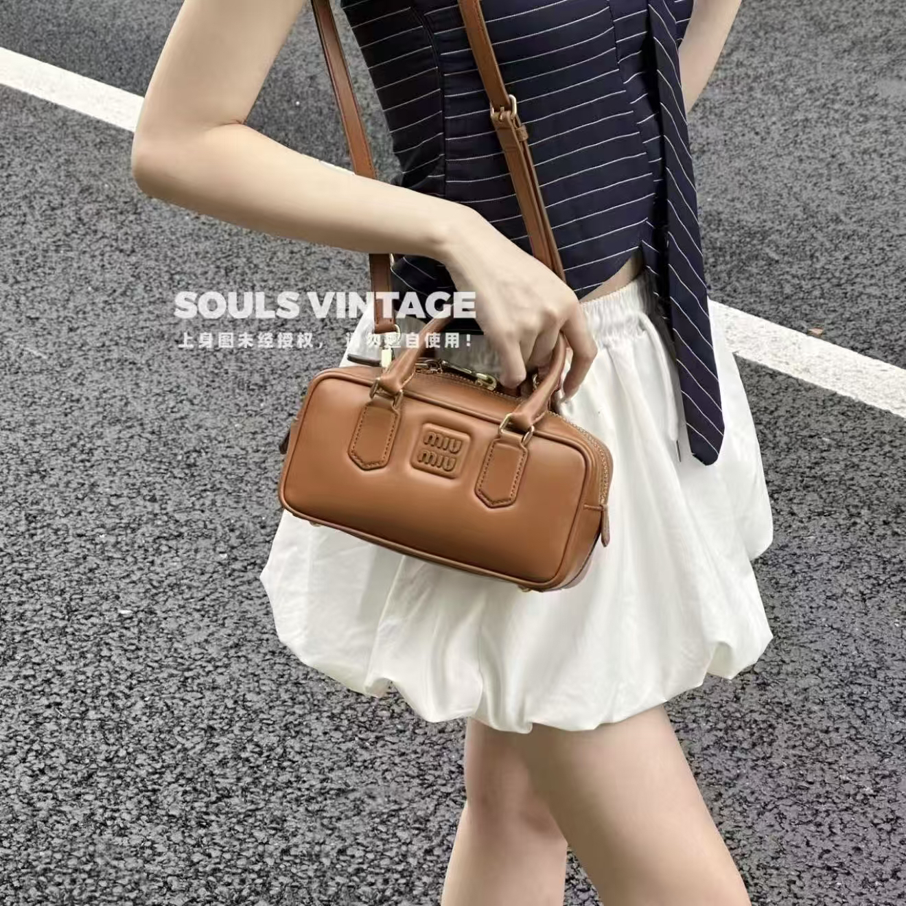 95新 MIU MIU/缪缪 Miumiu 焦糖色 牛皮 保龄球小号/697623036