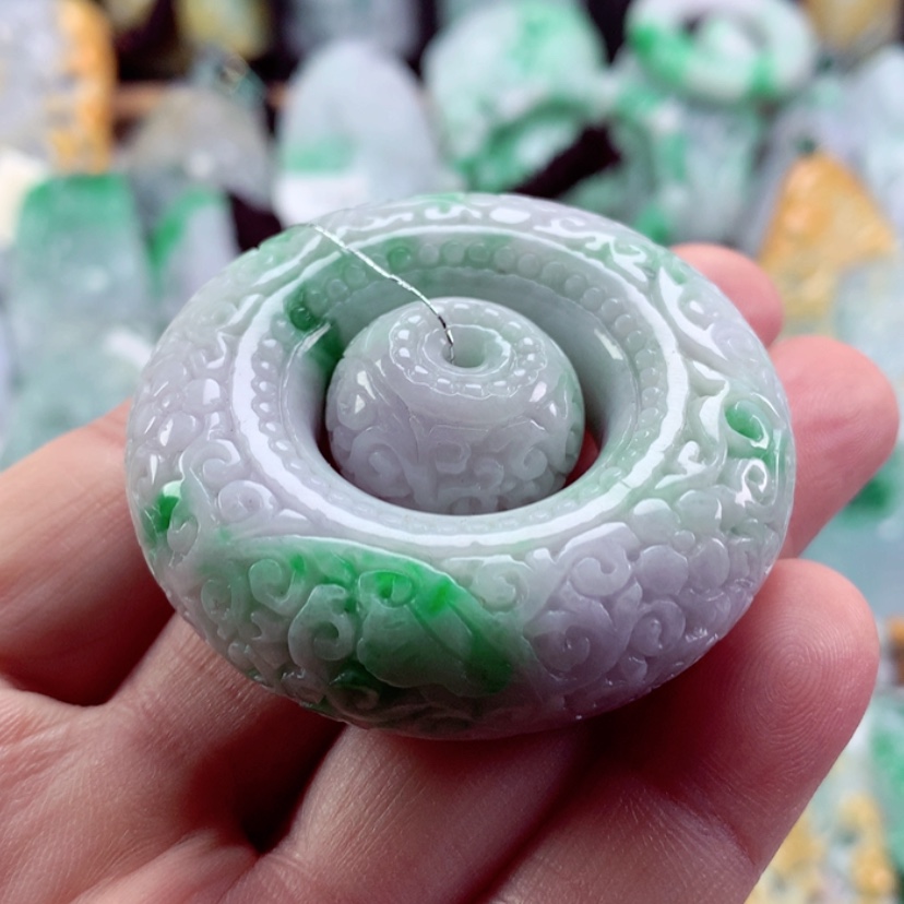 【闪购商品】翡翠吊坠(不含链)未镶嵌