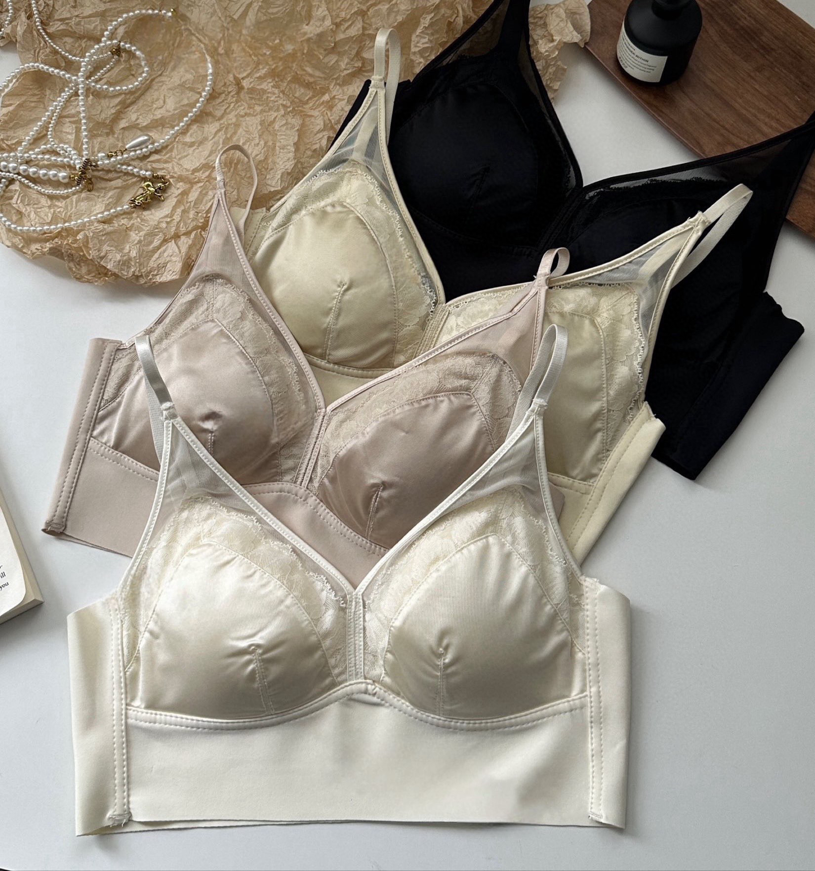 9019#早春新款绸面欧货蕾丝美背性感聚拢无痕女士背心舒适内衣