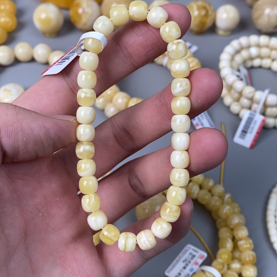 琥珀珠宝奇石未镶嵌7.1mm