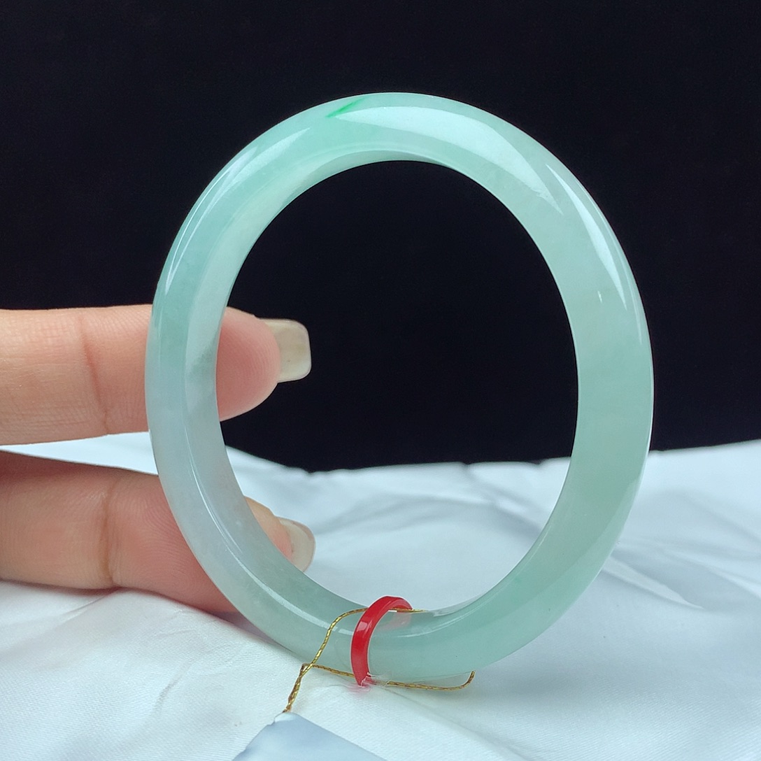 翡翠手镯未镶嵌53圈贵妃 1547