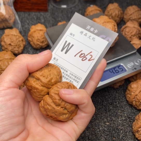 吊坠桃核M*我是第一百38