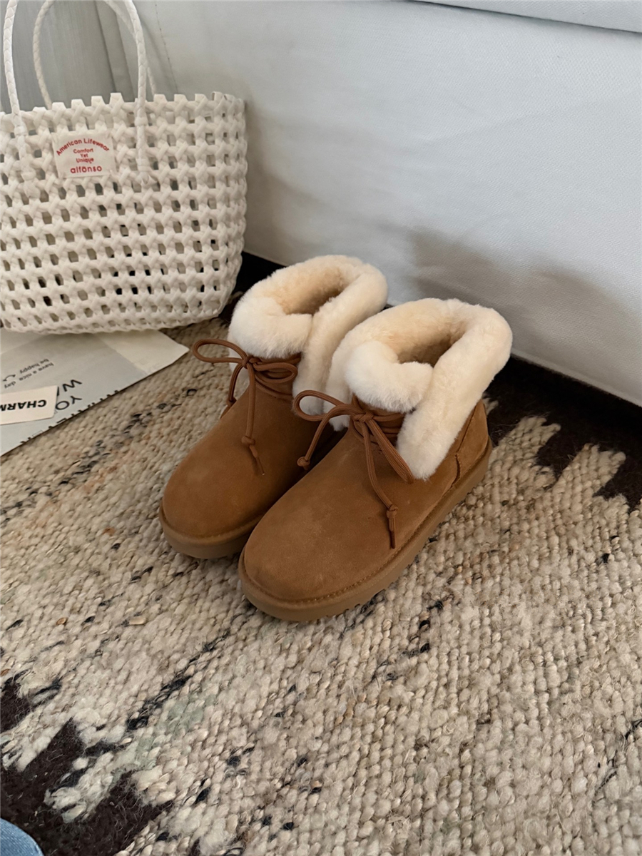2025冬季河南新款休闲系带翻毛雪地靴女士百搭牛皮反绒保暖波西