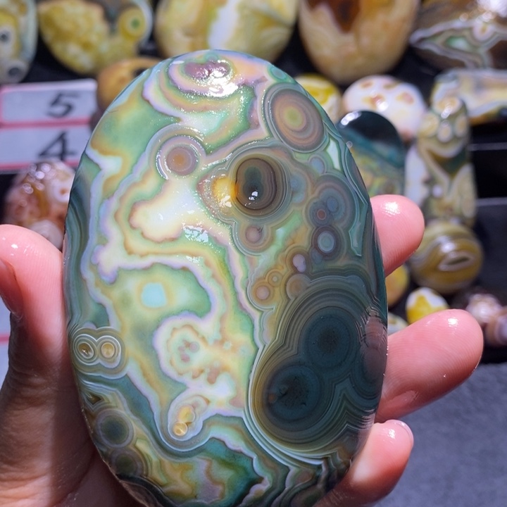 玛瑙/玉髓未镶嵌珠宝奇石131