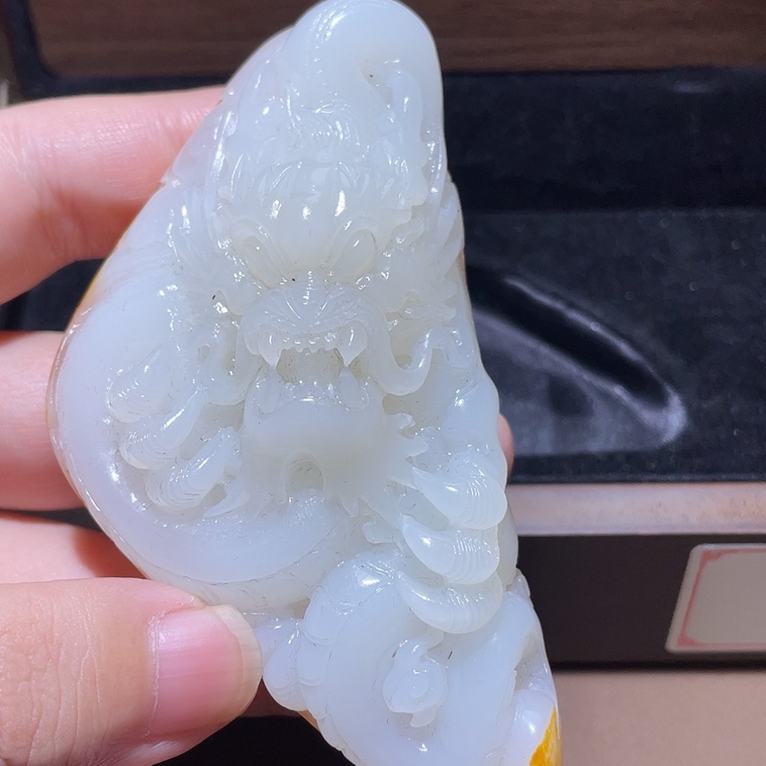 和田玉颈饰未镶嵌Z6